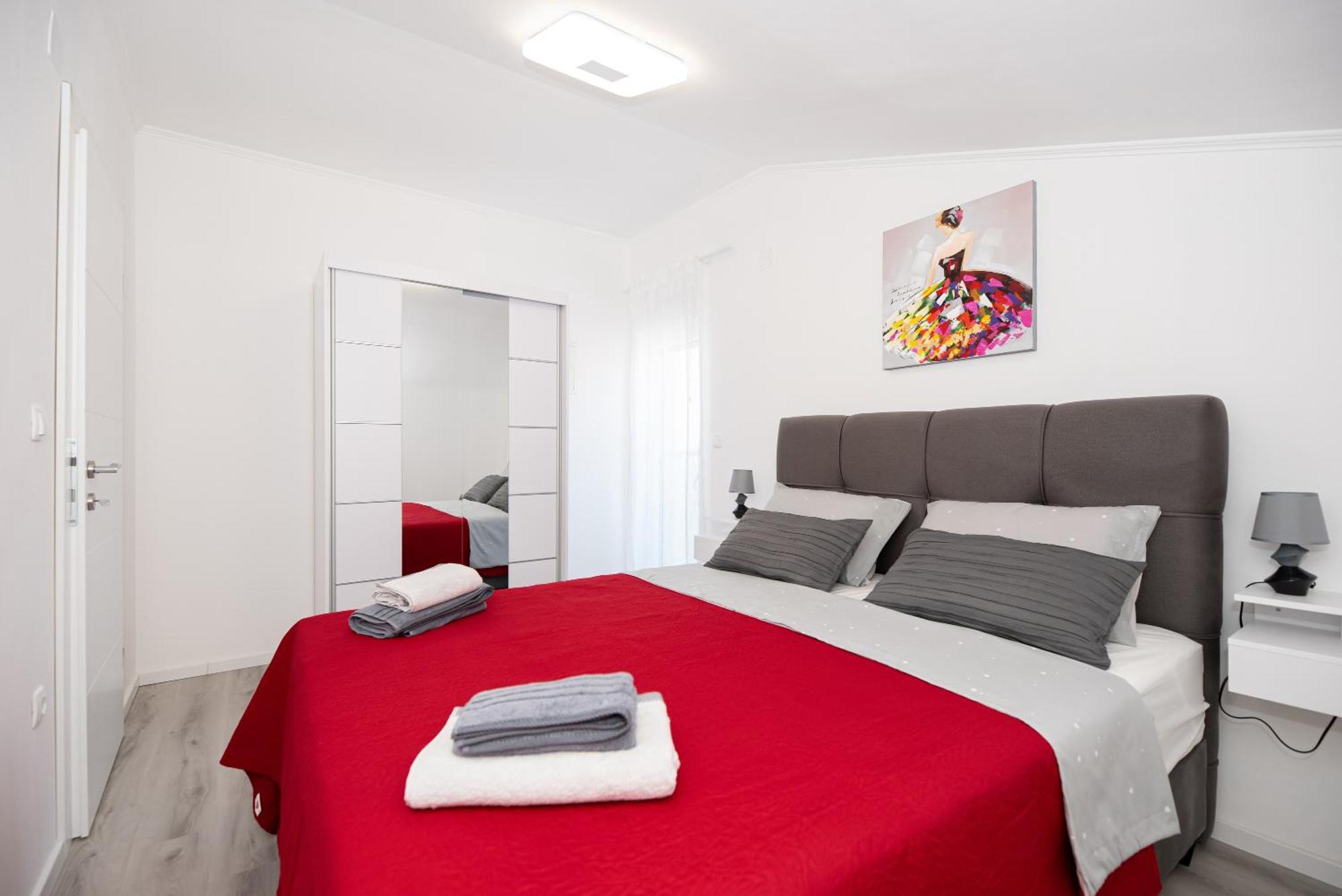 Il Dono Del Mare - Island Iz Apartment เวลิ อีช ภายนอก รูปภาพ