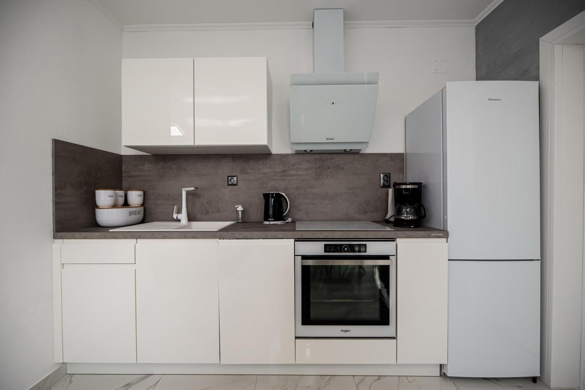 Il Dono Del Mare - Island Iz Apartment เวลิ อีช ภายนอก รูปภาพ