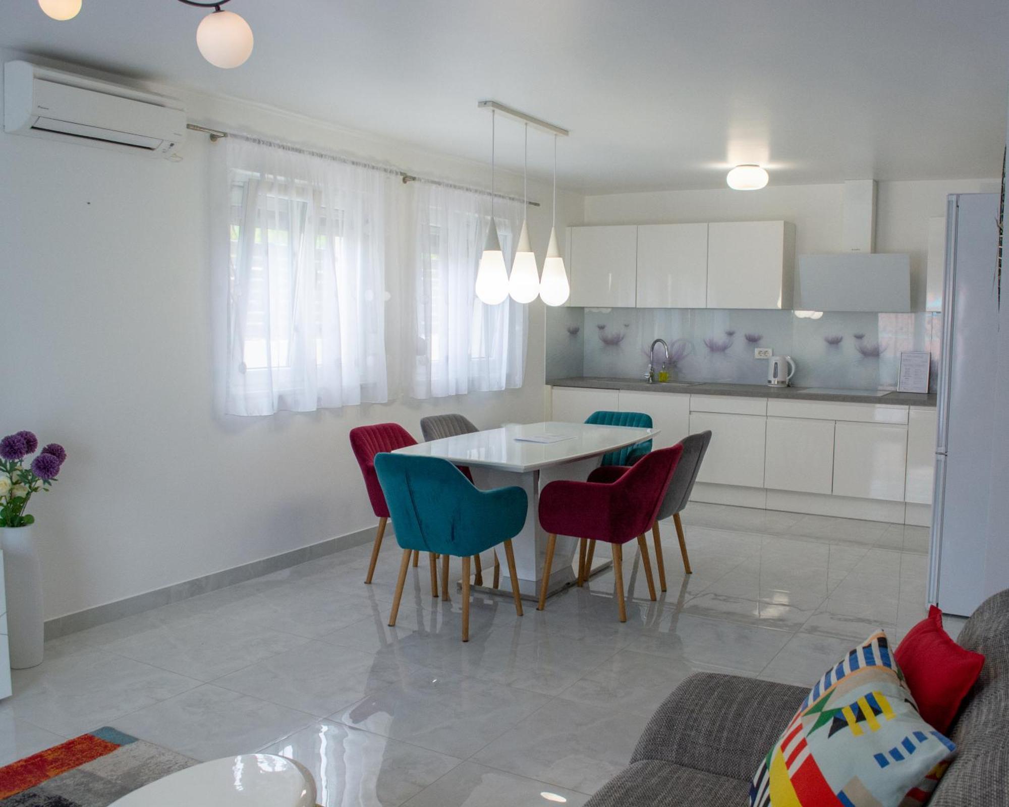 Il Dono Del Mare - Island Iz Apartment เวลิ อีช ภายนอก รูปภาพ
